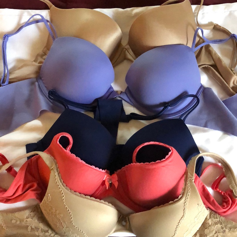 Victoria's Secret Bras 32 C (Lot of 5)